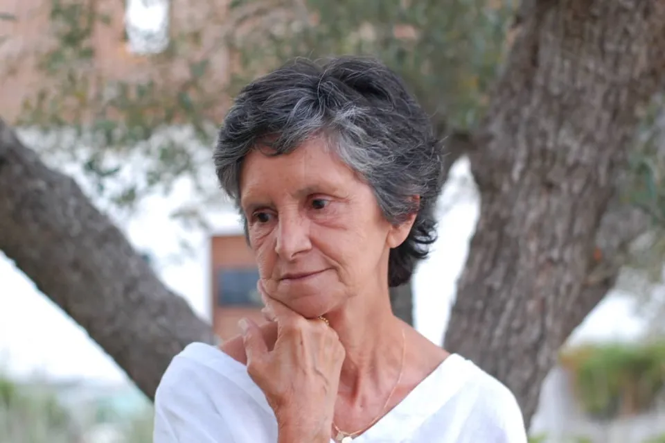 Ana Castela