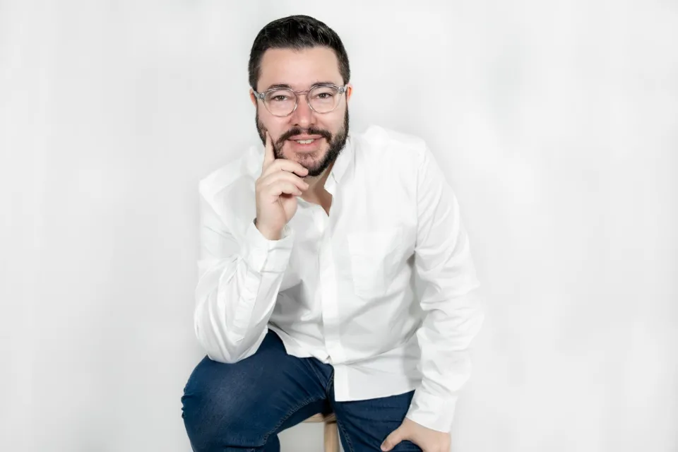 António Esteves Serra