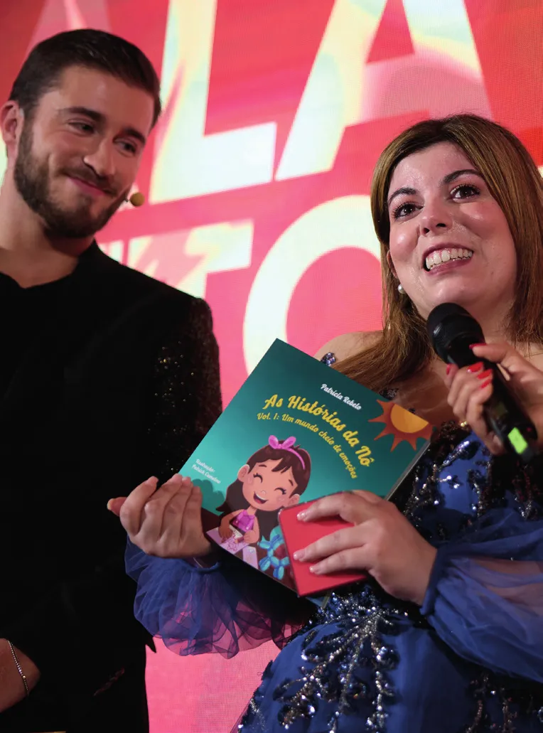 Carlos Félix e Lara Afonso no palco